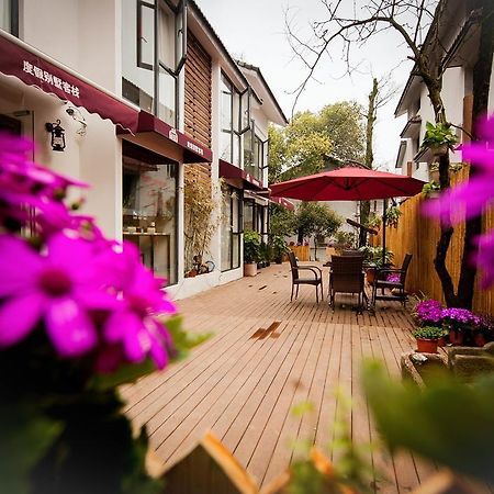 Two Towns Hostel Hangzhou Exteriör bild